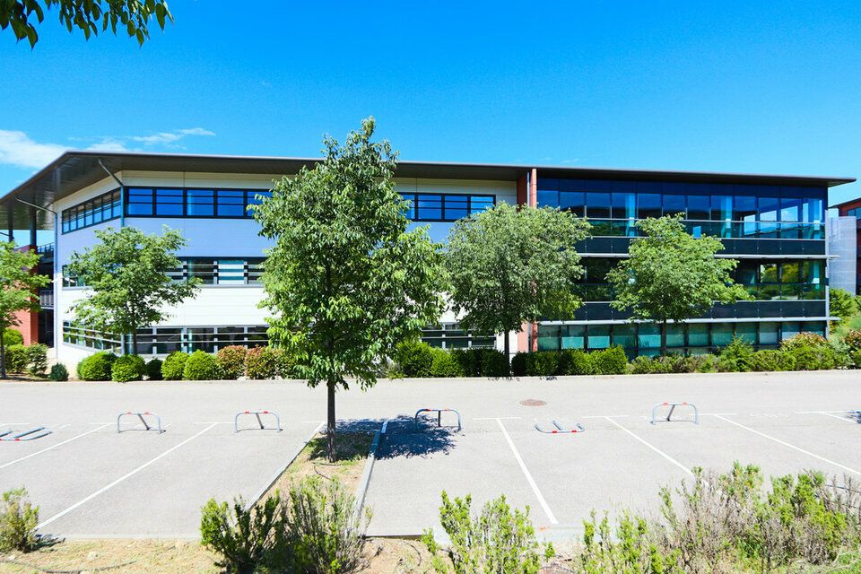 1929 m² pour ce bureaux en location à Aix en provence