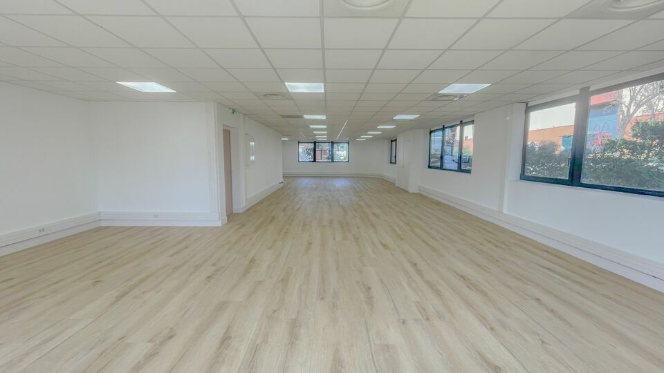 Location bureaux 164 m² non divisibles