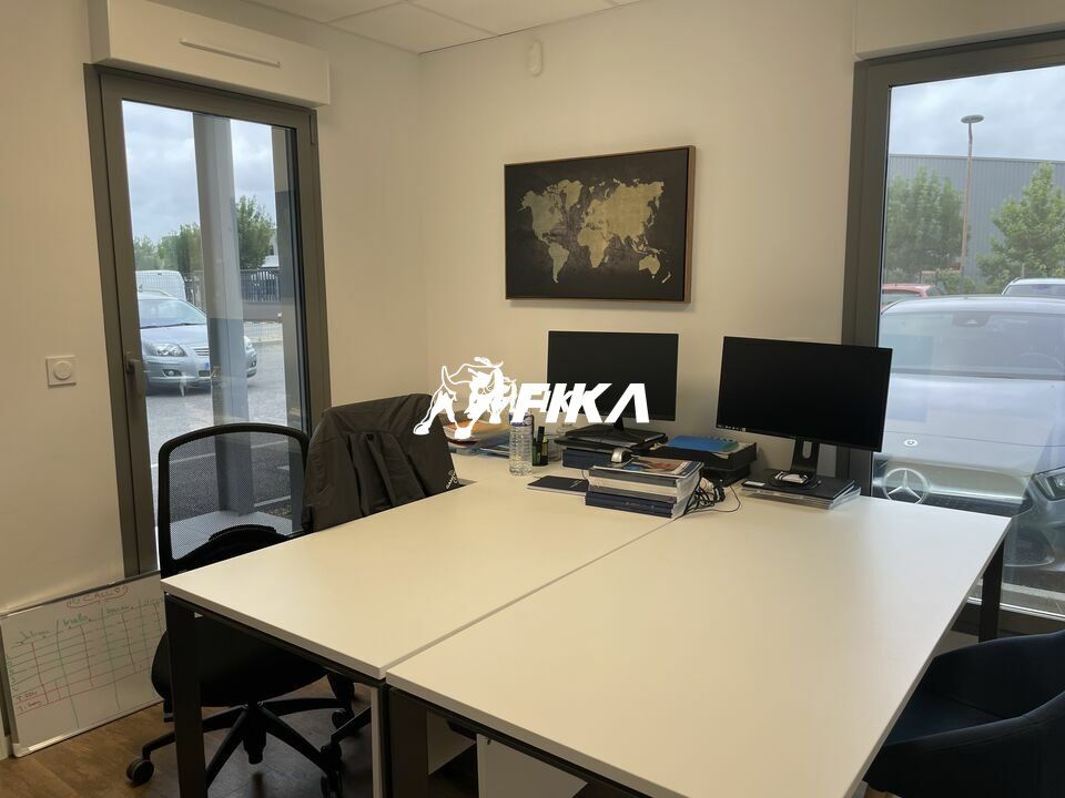  LOCAL D'ACTIVITÉ A VENDRE-368 m²- DEYME 