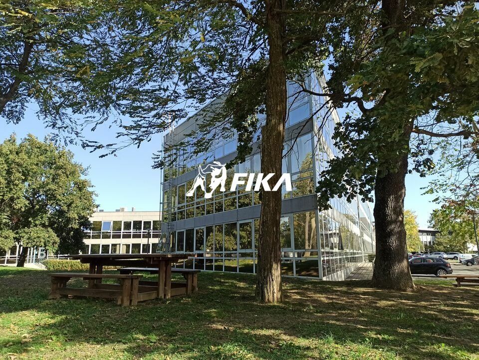 BUREAUX  A LOUER 385m ² - (31670) LABEGE