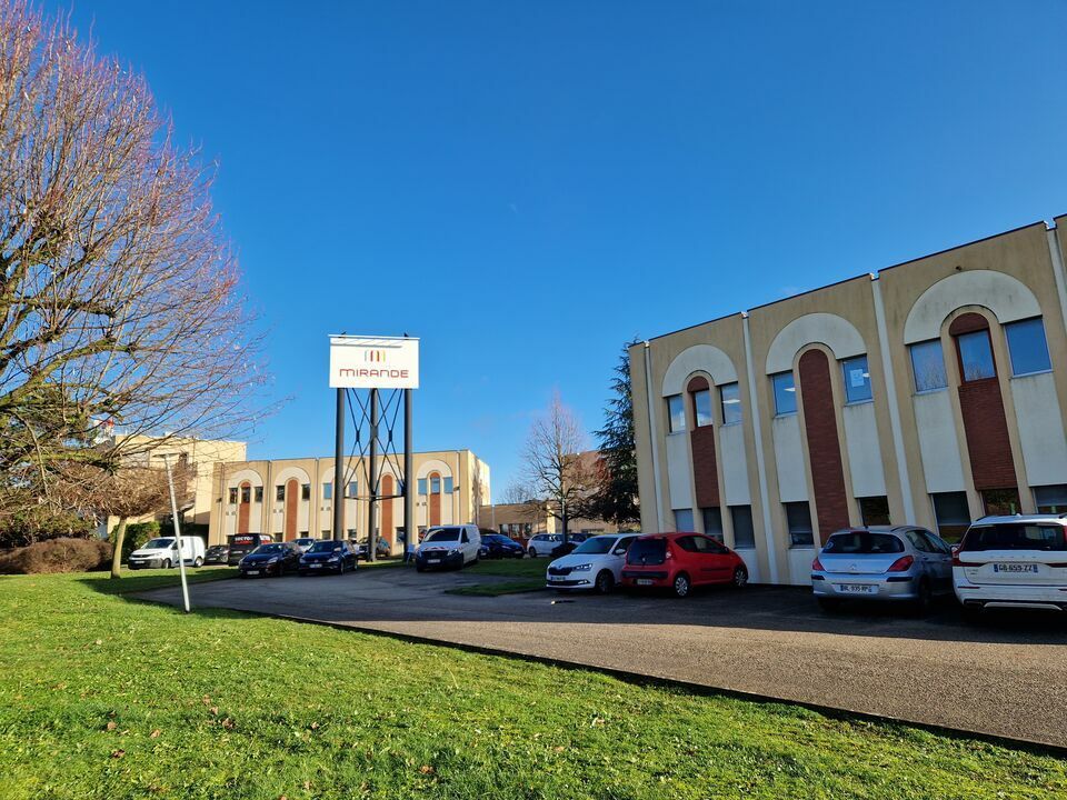 Location bureaux 60 m² non divisibles