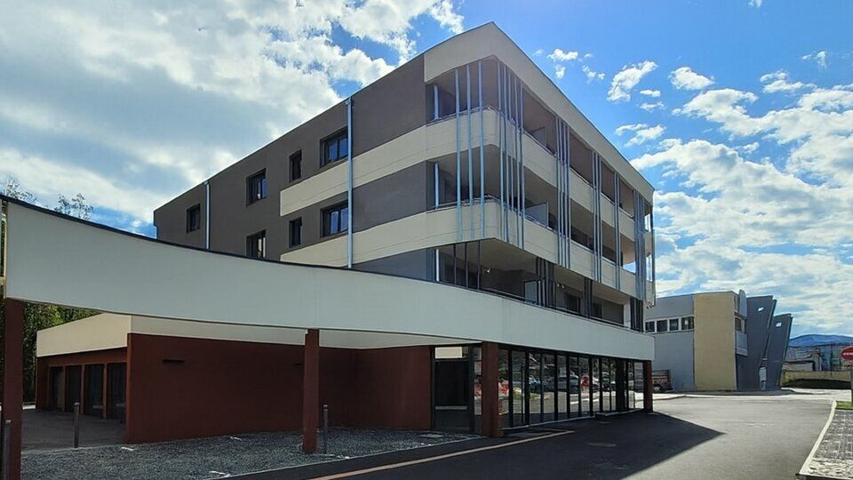 Viviers du Lac - Locaux commerciaux à louer - Disponibilité immédiate 