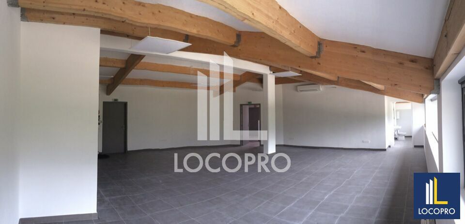Location bureaux 78 m² non divisibles