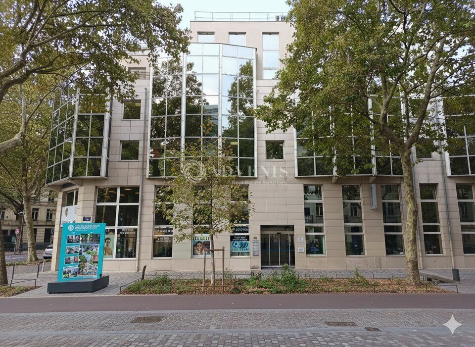 Vente bureaux 1000 m² divisibles à partir de 527 m²