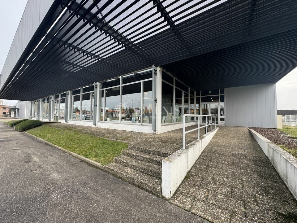 Bâtiment indépendant à usage de commerce à louer - Zone Industrielle sud - Brumath