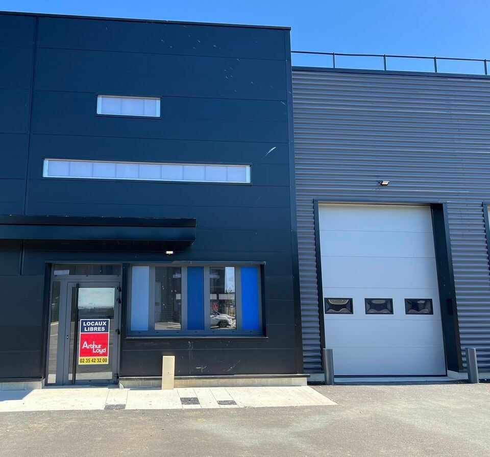 Location local d''activites 191 m² non divisibles