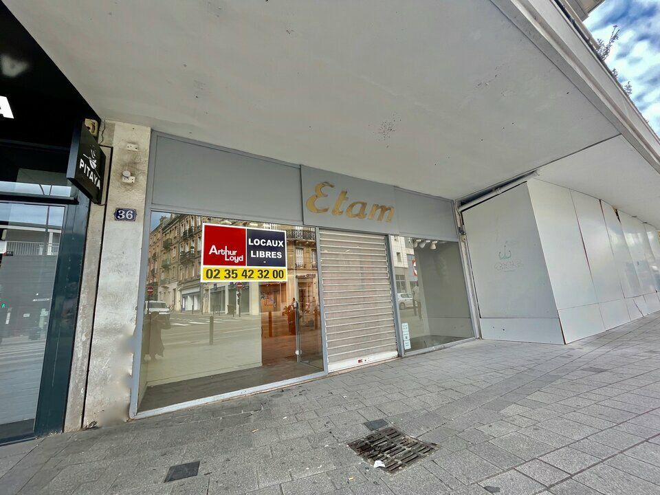 Grand local commercial sur Emplacement N°1. Secteur Coty. Rare.