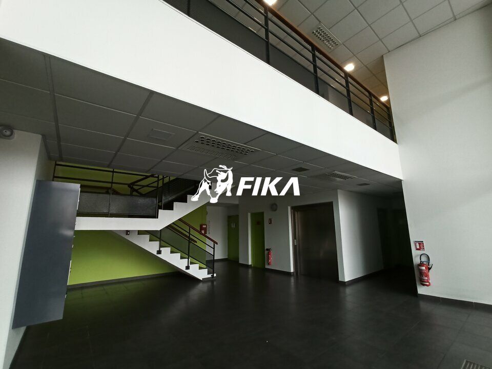 BUREAUX A LOUER 196m² - (31670) LABEGE