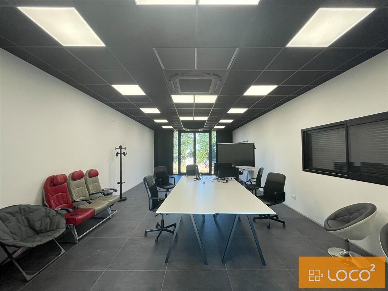 Location bureaux 135.00 m² à MERVILLE