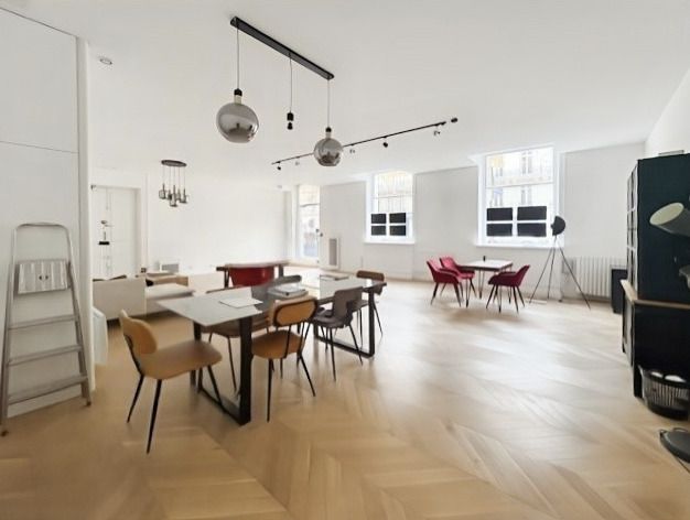 Location bureaux 78 m² non divisibles