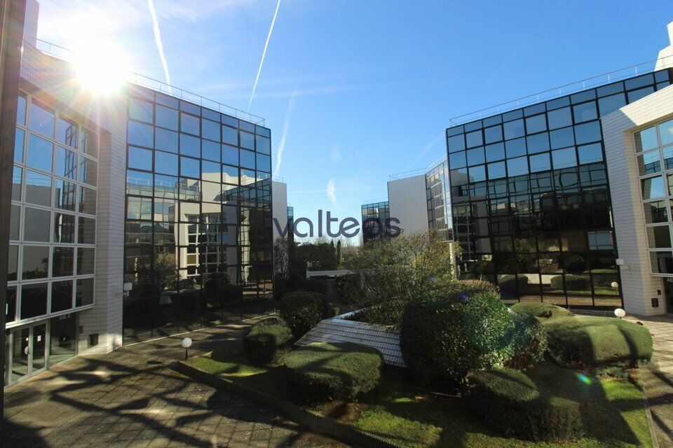 Location bureaux 663 m² non divisibles