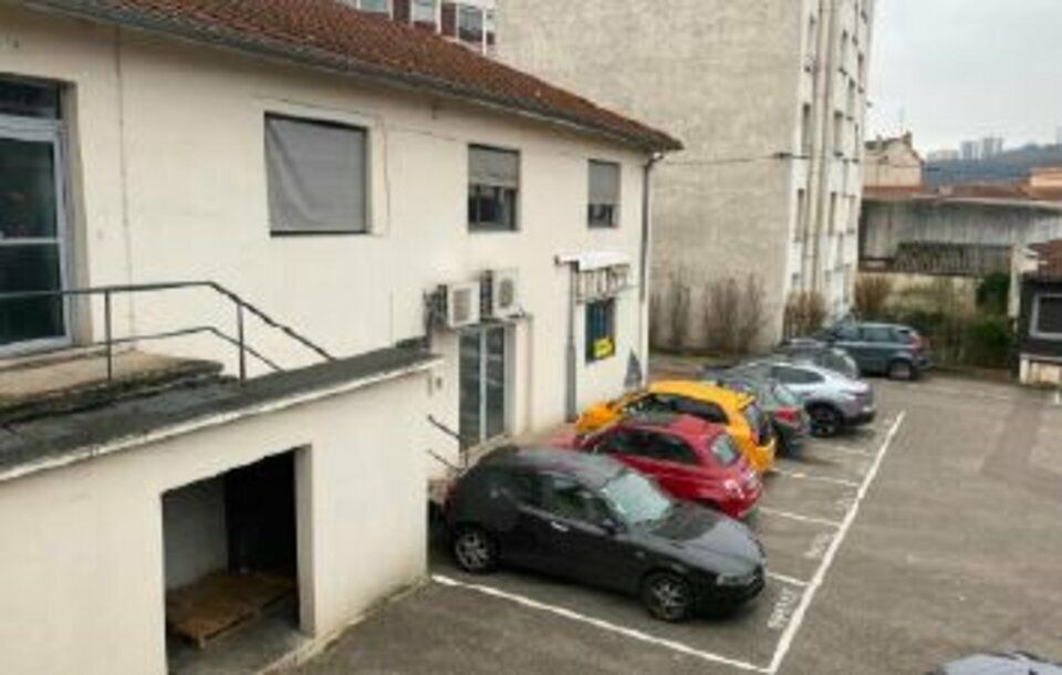 Vente bureaux 1587 m² non divisibles