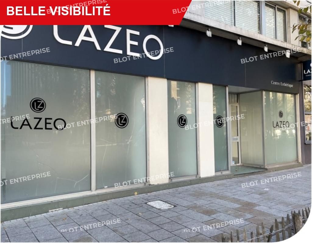 Location local commercial 114 m² non divisibles