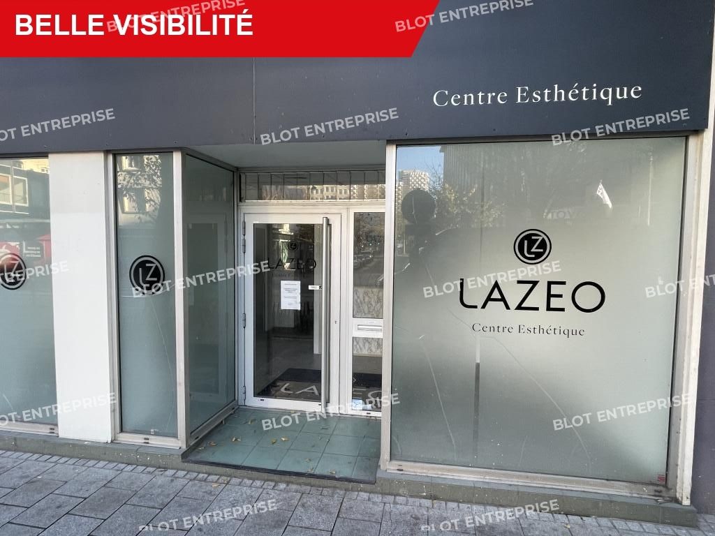 Location local commercial 114 m² non divisibles