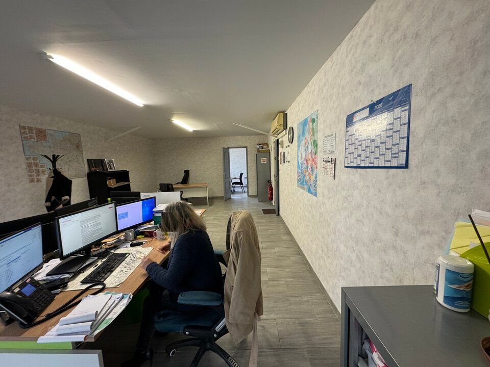 TOURS SUD JOUE - BUREAUX A LOUER 54 M² FACILITE DE STATIONNEMENT - PROXIMITE A10