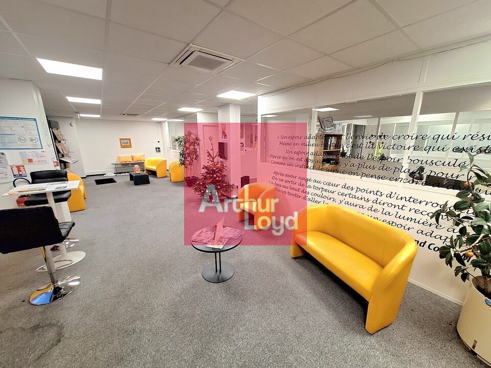 Location bureaux 220 m² non divisibles