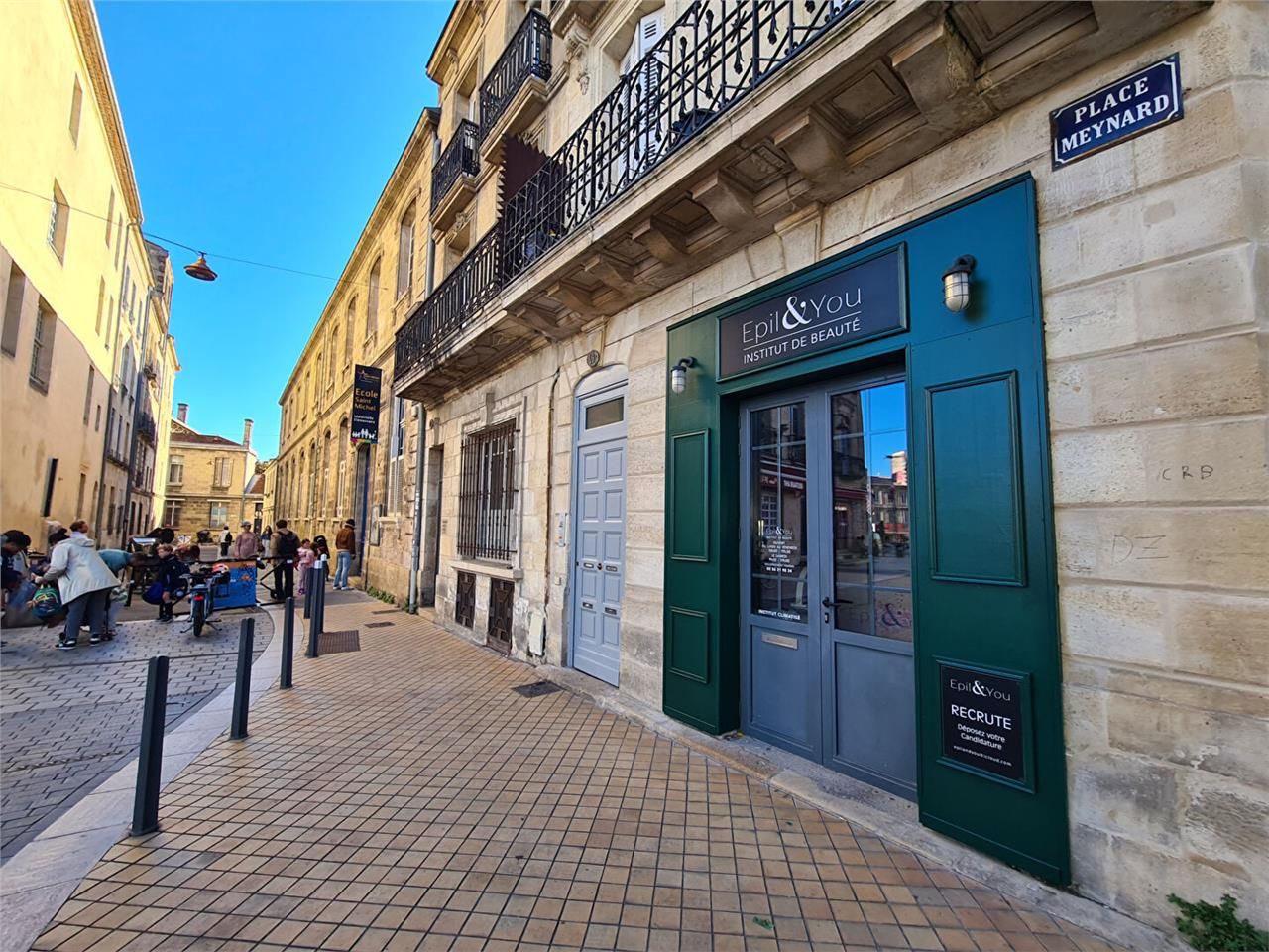 Vente local commercial 24.00 m² à BORDEAUX