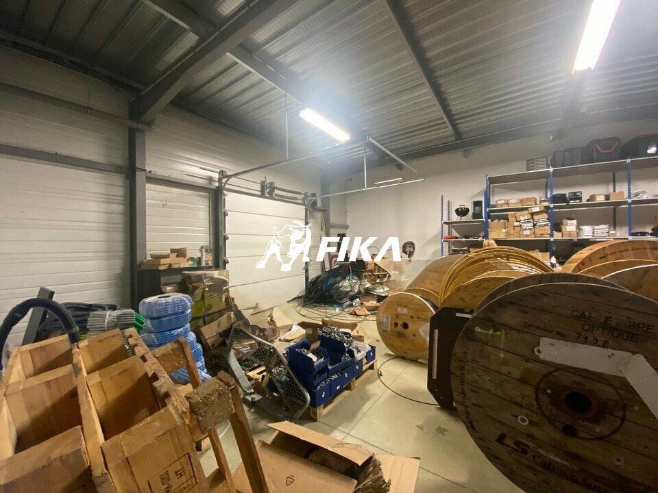 A LOUER LOCAL D'ACTIVITE 1 021 m² - (31850) MONTRABE