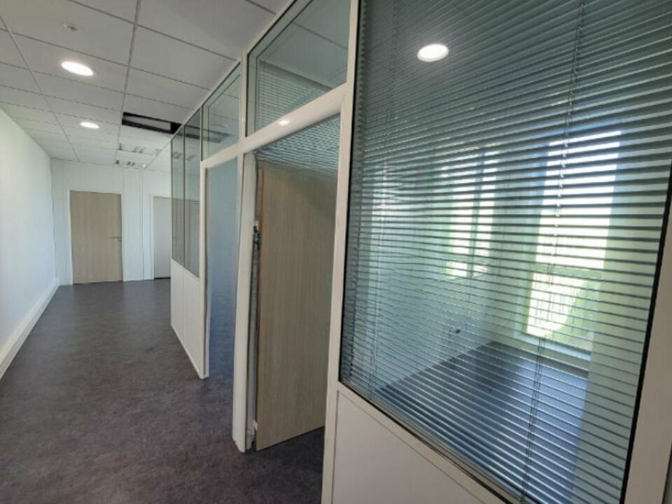 Vente bureaux 73 m² non divisibles
