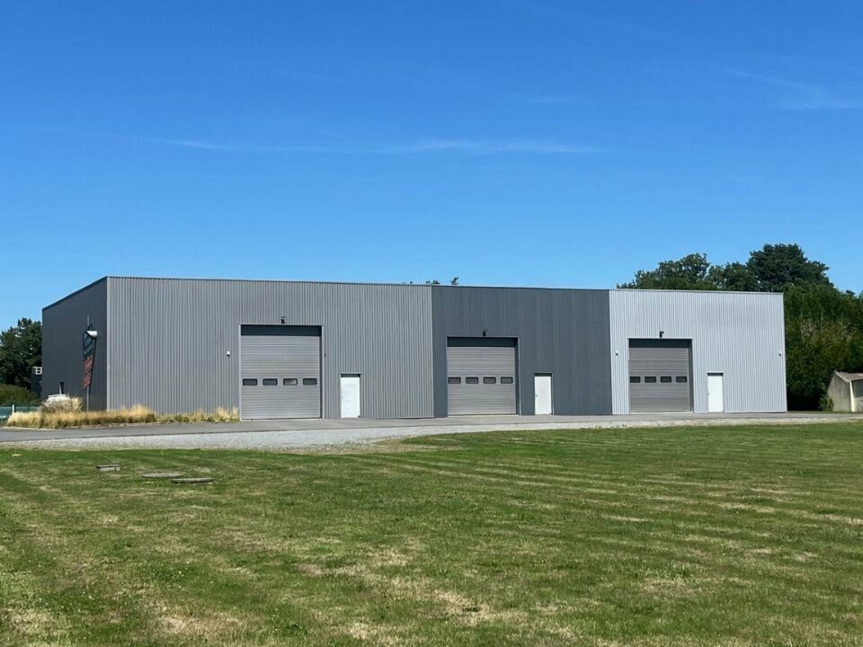 Location local d''activites 202 m² non divisibles