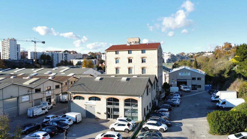 Location bureaux 145 m² non divisibles
