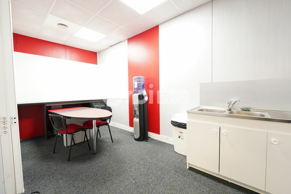 BUREAUX A LOUER - 210 m² - SAINT GENIS LAVAL