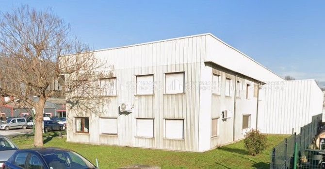 Location activités 958 m² non divisibles