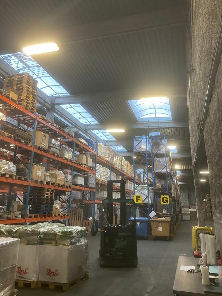 Vente entrepot 6638 m² non divisibles