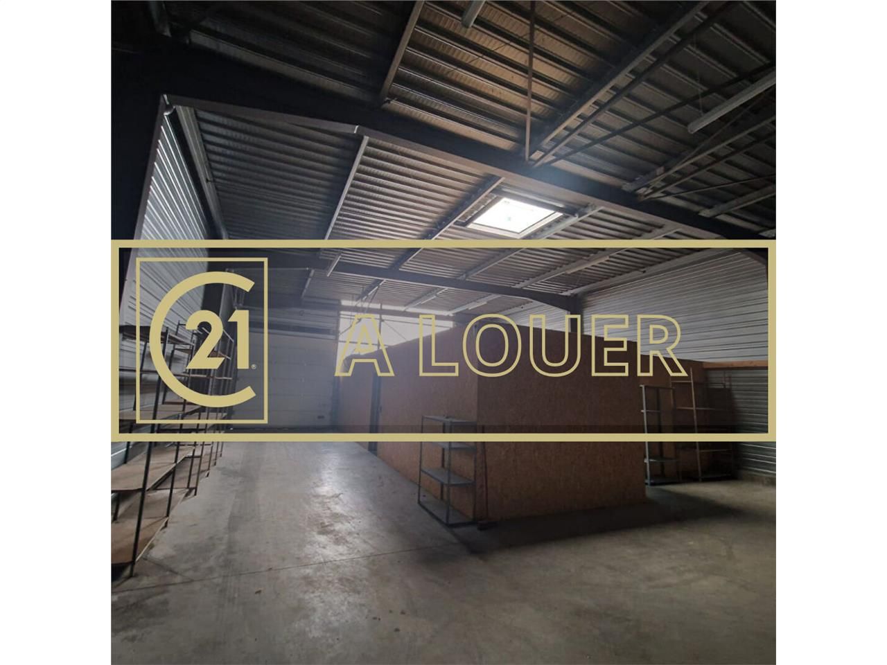 Location local 270.00 m² à MAY SUR ORNE