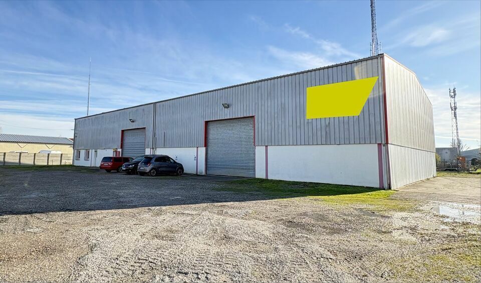 Location local d''activites 920 m² non divisibles