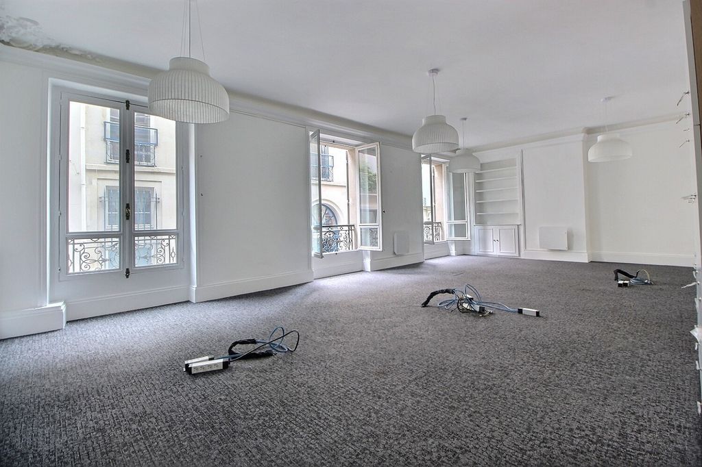 Location bureaux 169 m² non divisibles