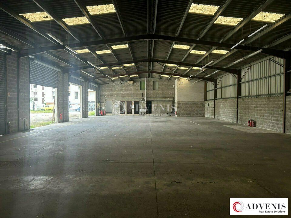 LOCAL D'ACTIVITE A LOUER - CENON