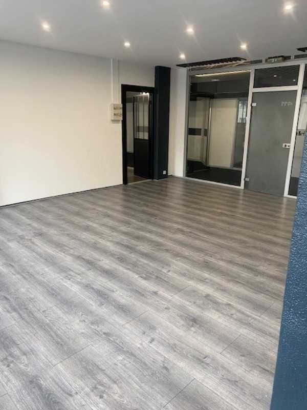 Location bureaux 43 m² non divisibles