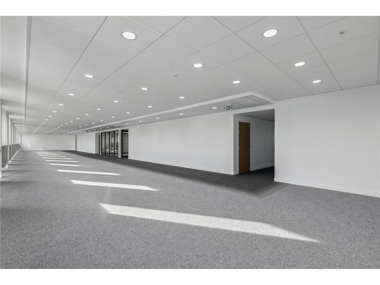 Location bureaux 1001 m² non divisibles