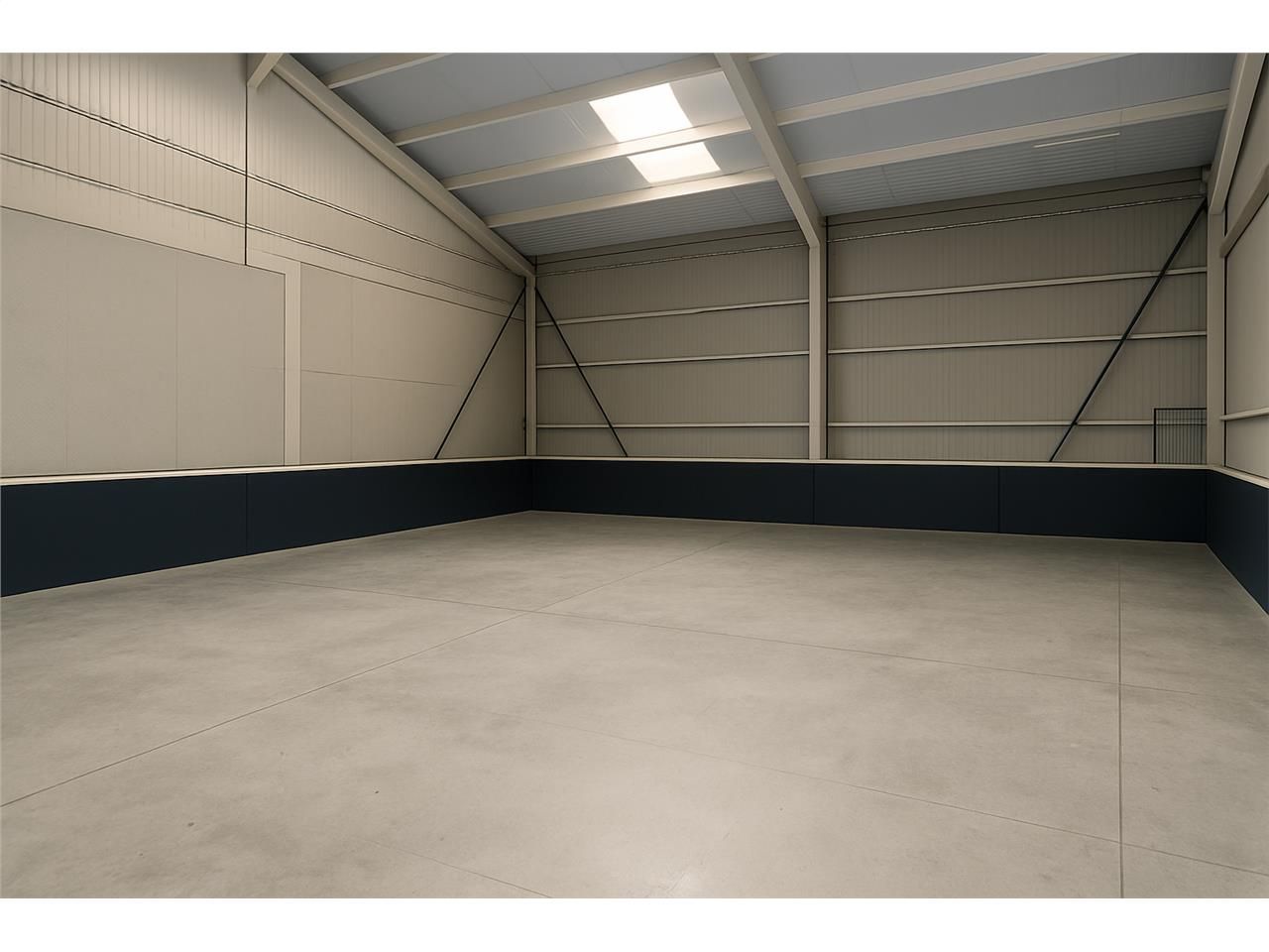 entrepôt à louer st pee sur nivelle