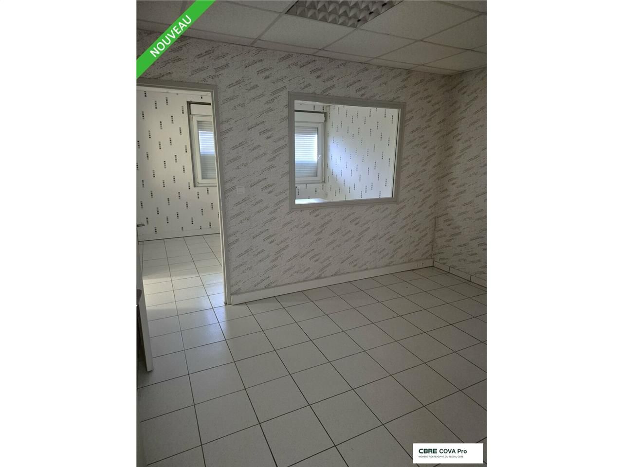 Bureaux 108,49 m² - 25220 THISE 