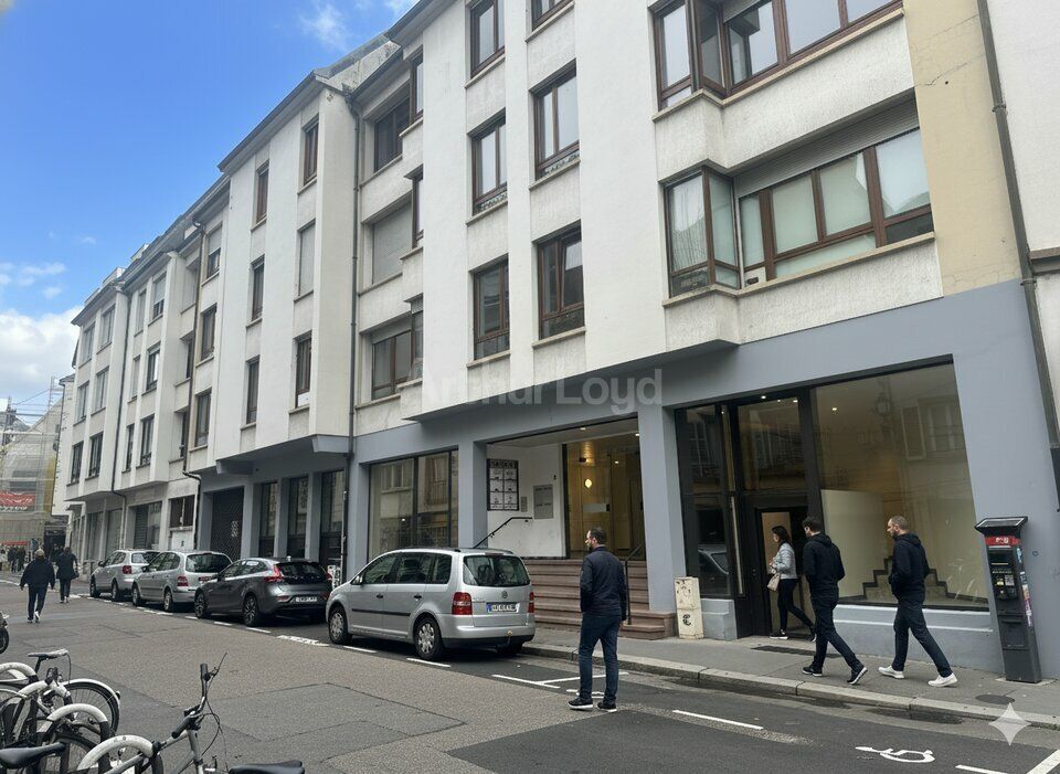 Location bureaux 928 m² divisibles à partir de 433 m²