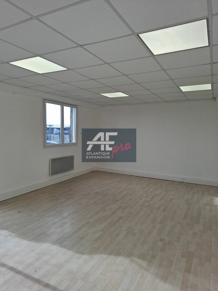 Location bureaux 38 m² non divisibles