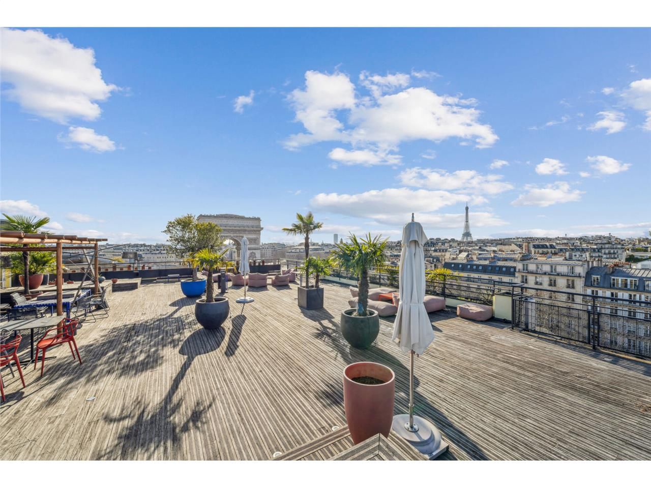 Location bureaux 1481 m² à Paris 17ème