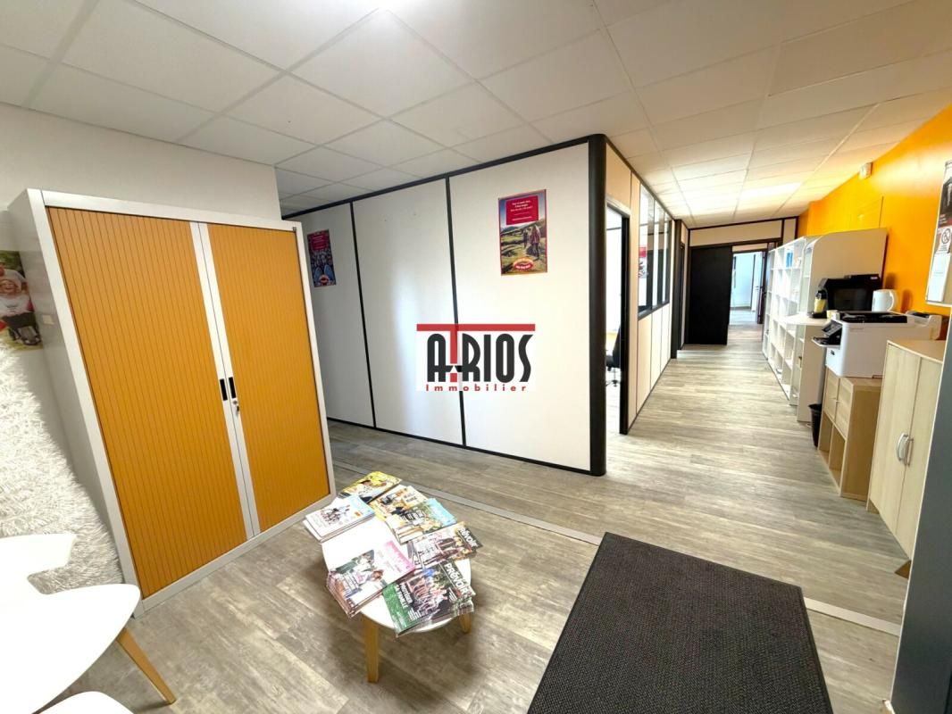Location bureaux 123 m² non divisibles