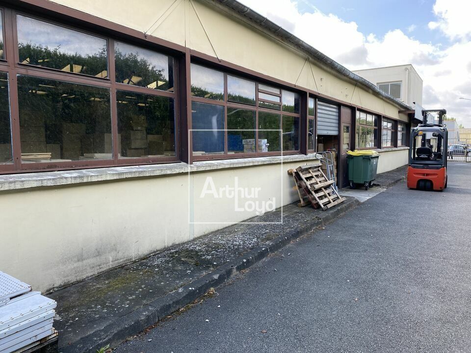 A vendre bâtiment indépendant à BRETIGNY-SUR-ORGE