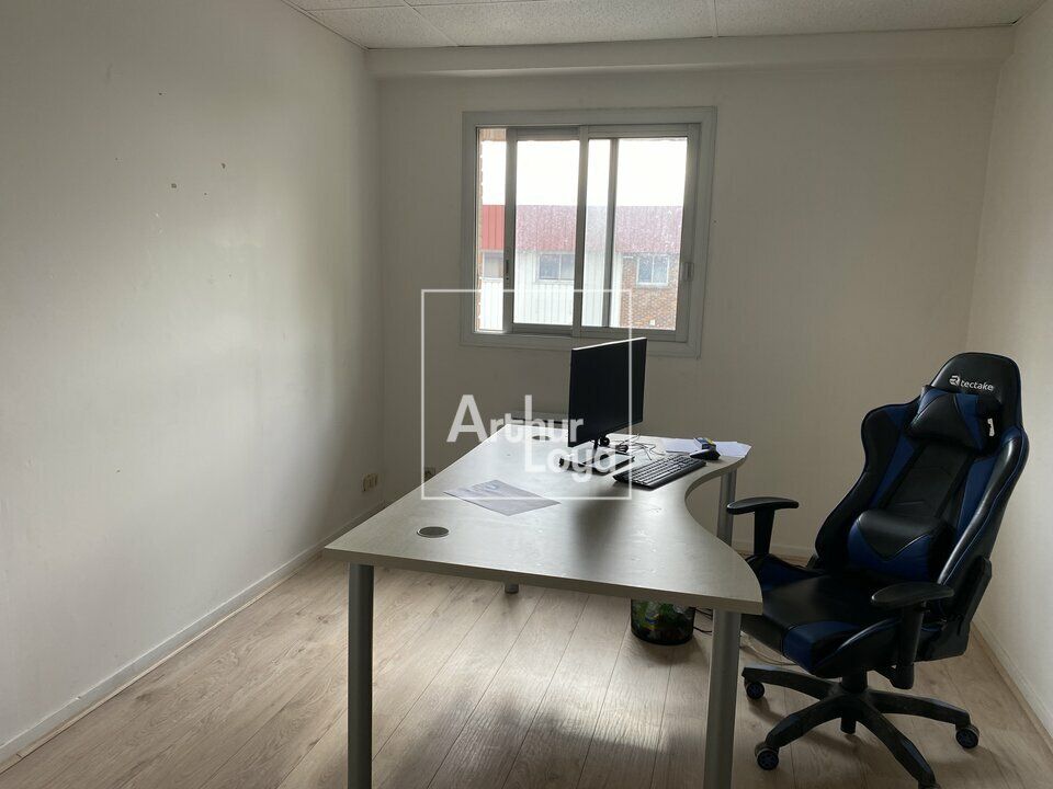 A LOUER LOCAL - LISSES