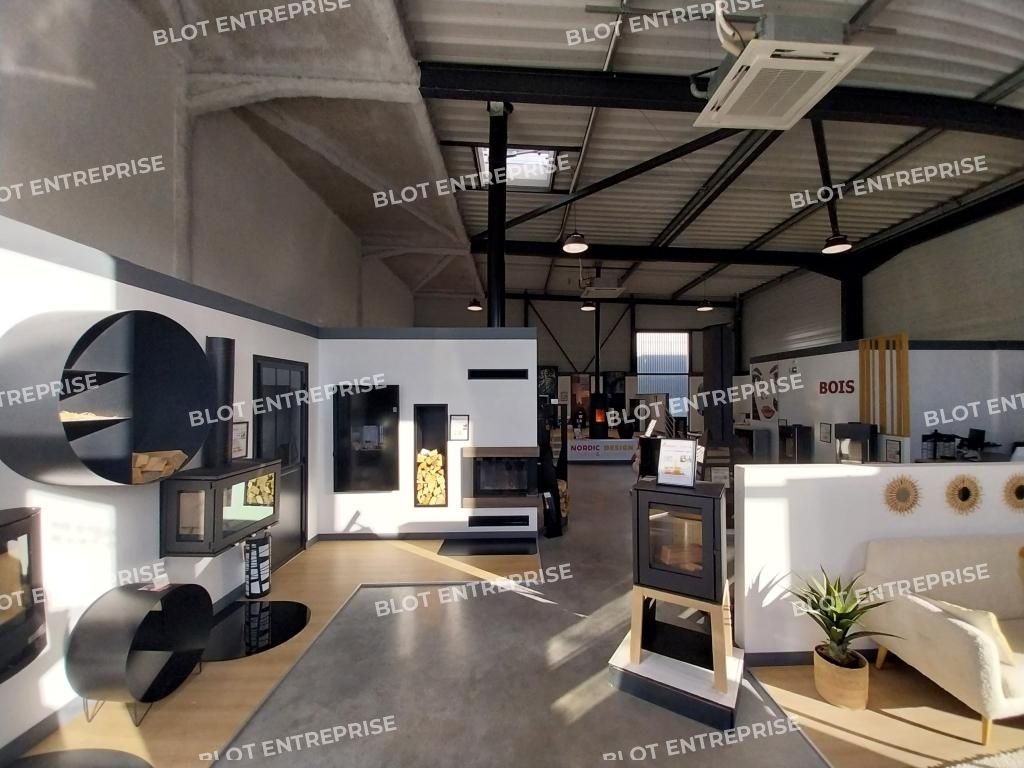 Location local commercial 173 m² non divisibles