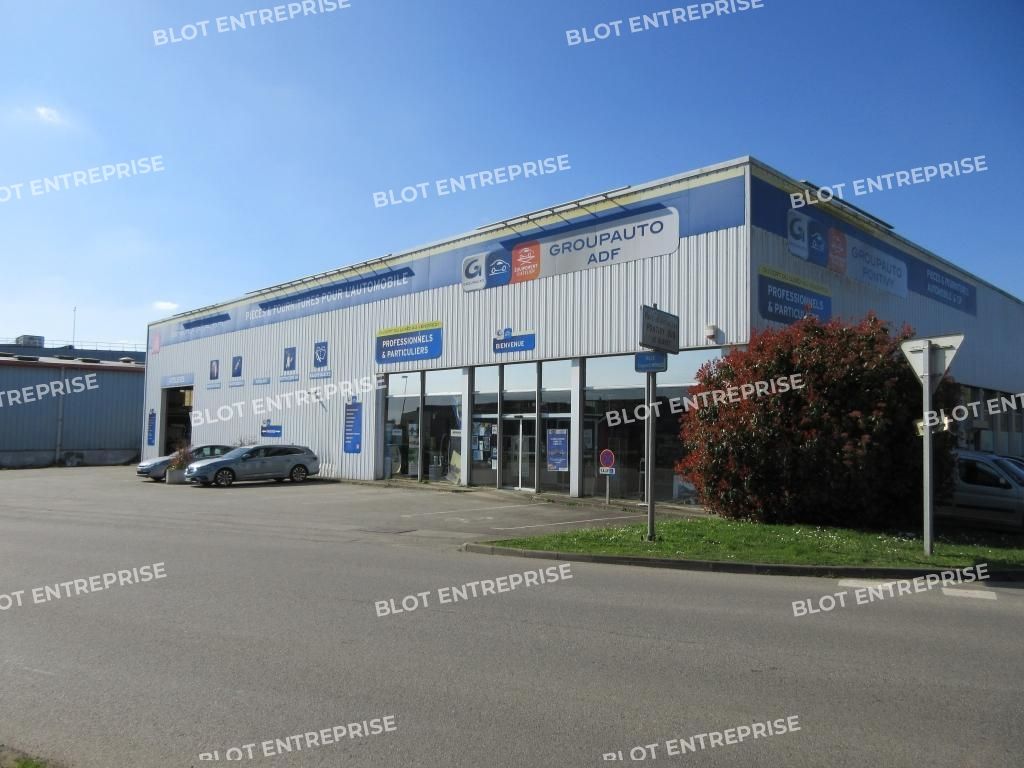 Vente entrepôts 1500 m² non divisibles