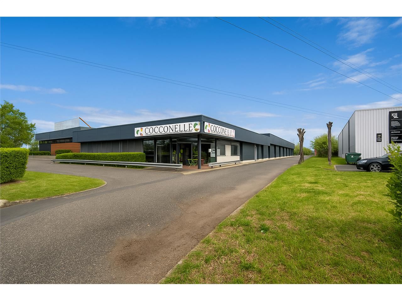 Vente local commercial 3350.00 m² à BORDEAUX
