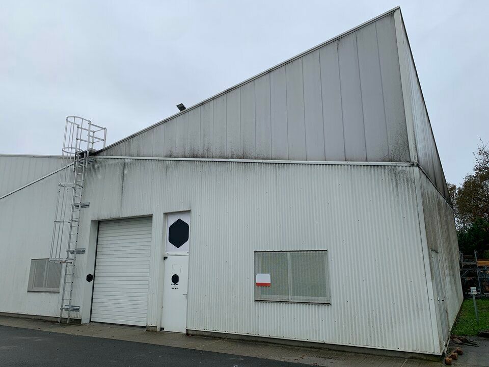 Local d'activité de 250 m² à louer au Taillan-Medoc