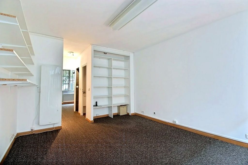 Location bureaux 65 m² non divisibles