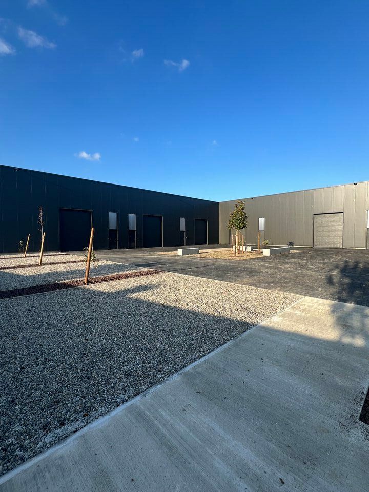 SUD EST TOULOUSE - VENTE ENTREPOT 1594M2