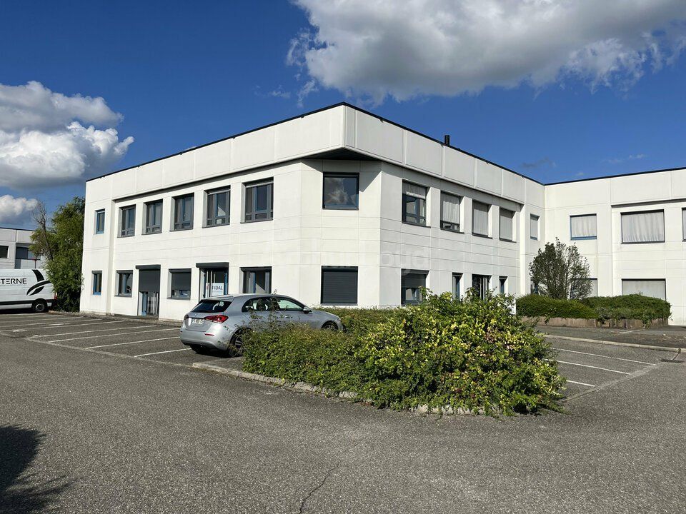 Location bureaux 300 m² non divisibles