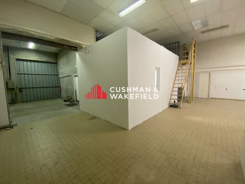 Location activité/entrepôt - 200 m²